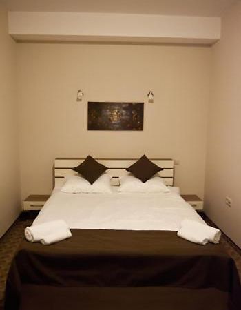 Hotel Bulevard Oradea Zimmer foto